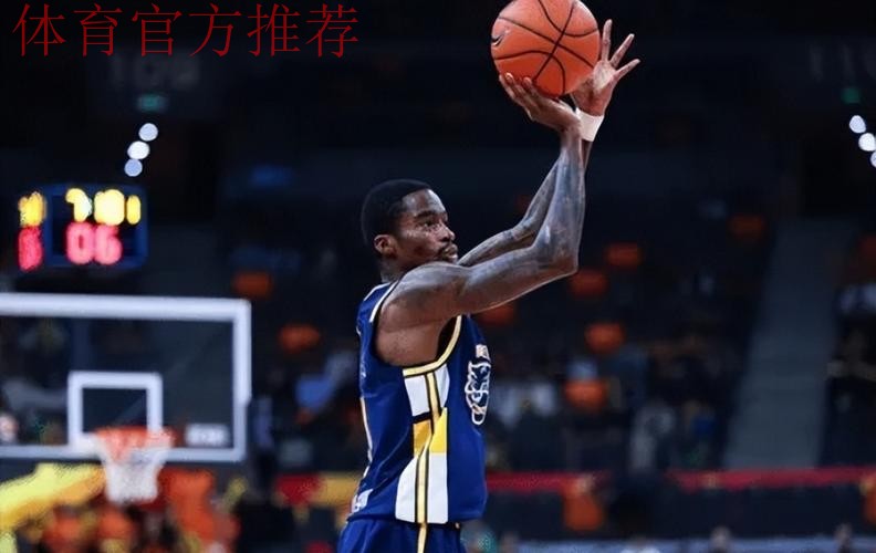 广东两小外曝弊端!萨姆纳需搭配射手,奎因只能无球还没防守! 广东两小外曝弊端!萨姆纳需搭配射手,奎因只能无球还没防守!