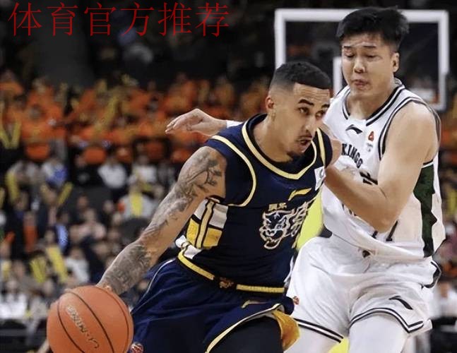 广东两小外曝弊端!萨姆纳需搭配射手,奎因只能无球还没防守! 广东两小外曝弊端!萨姆纳需搭配射手,奎因只能无球还没防守!